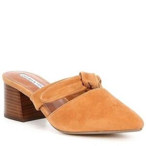 CHELSEA & VIOLET Molly Women's Suede Block Heel Mules